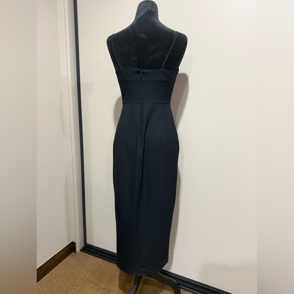 Zara Elegant Black Strapless Dress - Picture 3 of 7